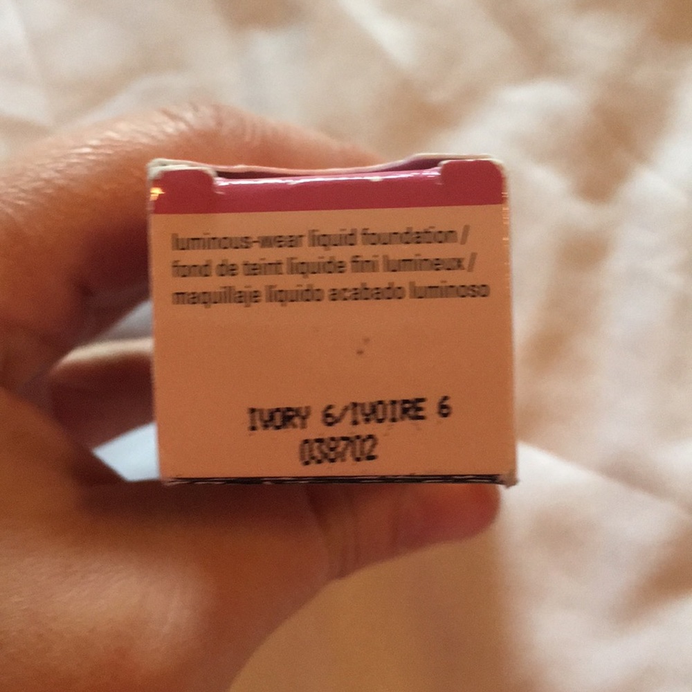 MaryKay - Picture 2 of 2